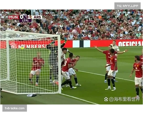 实时：卡利亚里利用角球机会头球破门，暂时1-0领先